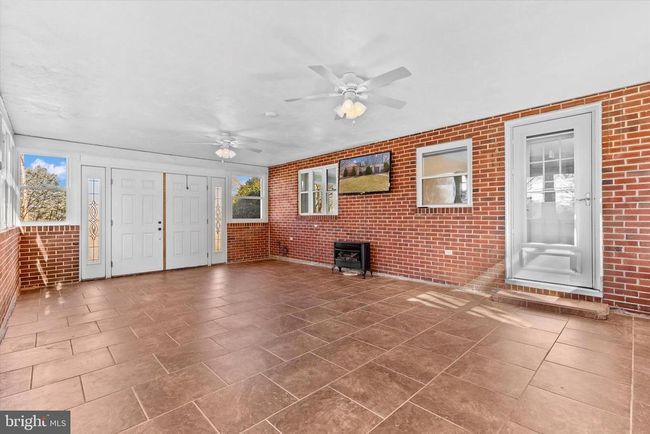 147 S 7 Th St, House other with 3 bedrooms, 1 bathrooms and null parking in MOUNT WOLF PA | Image 21