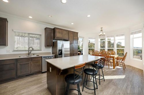 spc-12-250 La Cresta Heights Rd, El Cajon, CA, 92021-3830 | Card Image