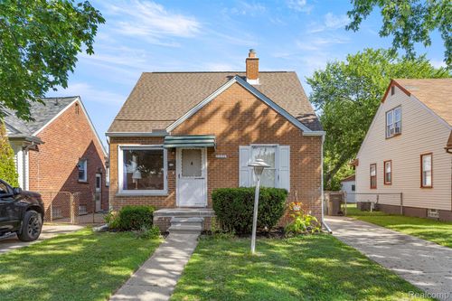 21934 Carlysle St, Dearborn, MI, 48124-3634 | Card Image