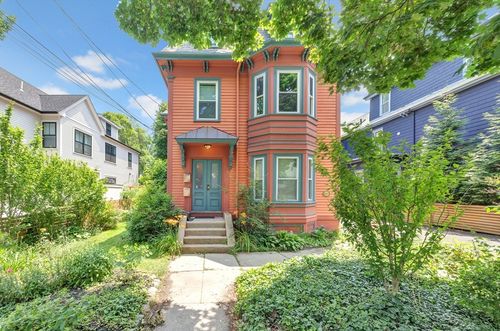 1-17 Teel St, Arlington, MA, 02474-5512 | Card Image