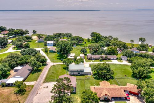 20 Clearview St, Pointblank, TX, 77364-6773 | Card Image