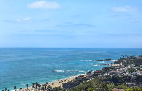 31152 Holly Dr, Laguna Beach, CA, 92651-6936 | Card Image