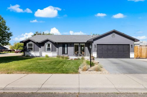 2355 N Laughridge Ave, Meridian, ID, 83646-5756 | Card Image