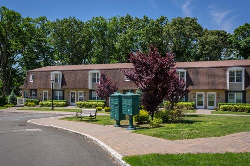 apt-c09-100 Villa Dest Dr, Coram, NY, 11727-3047 | Card Image