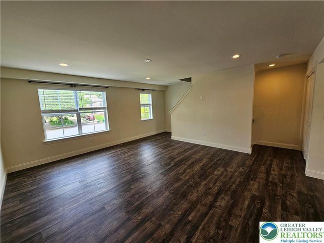 1601 Greystone Cir, House other with 3 bedrooms, 3 bathrooms and null parking in ALBURTIS PA | Image 6