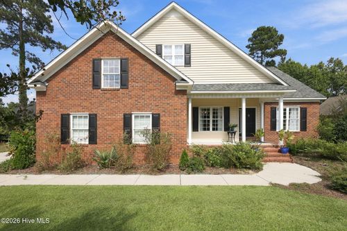 712 Taberna Cir, New Bern, NC, 28562-8786 | Card Image