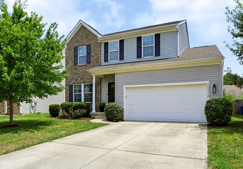15218 Destination Dr, Noblesville, IN, 46060-3852 | Card Image