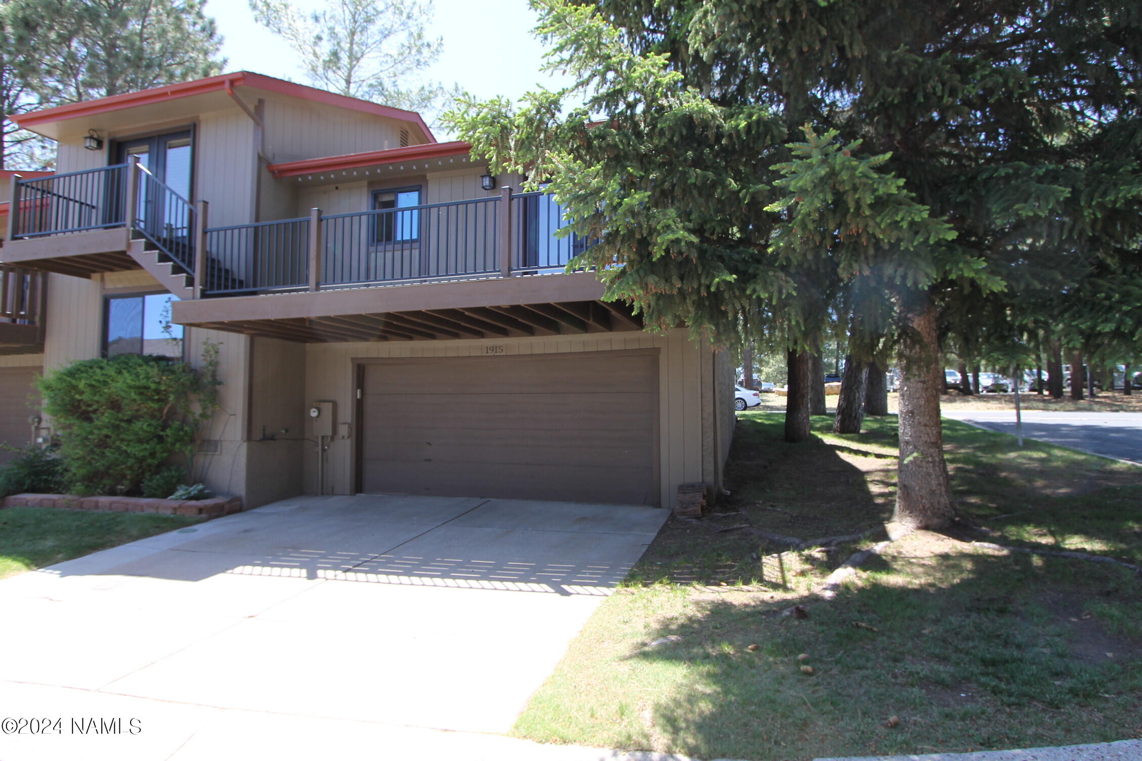 Spencer Cir, Flagstaff, AZ 86004