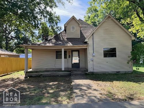 506 E Court Street E, Paragould, AR, 72450 | Card Image