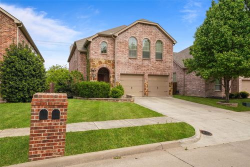 2405 Reston Dr, Mckinney, TX, 75072-8835 | Card Image