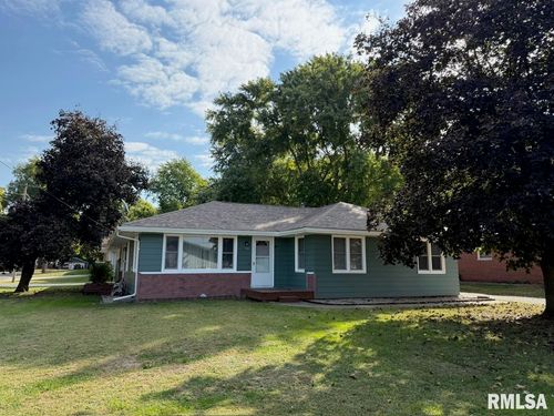 900 Bibbs St, Jacksonville, IL, 62650-3038 | Card Image