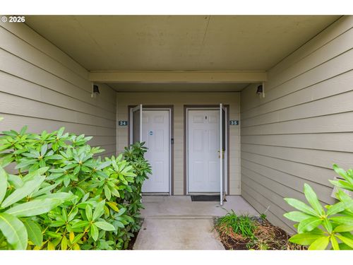 34-20905 Fawn Ct, West Linn, OR, 97068-2569 | Card Image