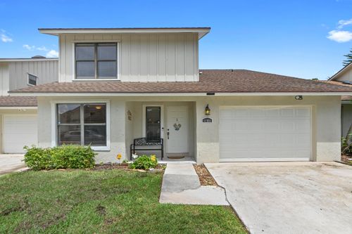 11901 Donlin Dr, Wellington, FL, 33414-6211 | Card Image