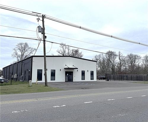 7840 Florida Blvd, Denham Springs, LA, 70726-7801 | Card Image