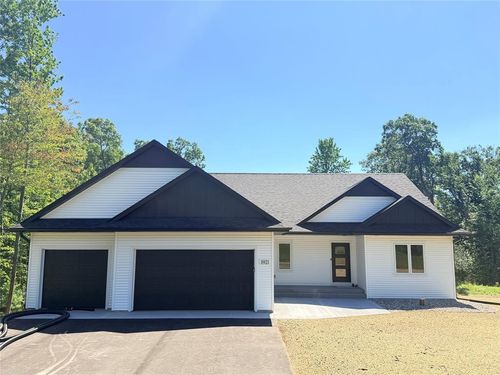 1921 Legacy Dr, Eau Claire, WI, 54703-2009 | Card Image