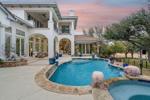 108 Golden Bear Cv, Lakeway, TX, 78738-1717 | Card Image