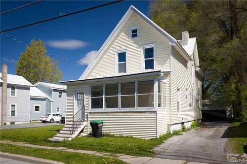 1017 Bronson St, Watertown, NY, 13601-2901 | Card Image