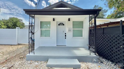 2340 Thomas St, Los Angeles, CA, 90031-2820 | Card Image