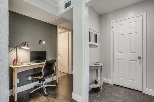 202-16301 Ledgemont Ln, Addison, TX, 75001-5977 | Card Image