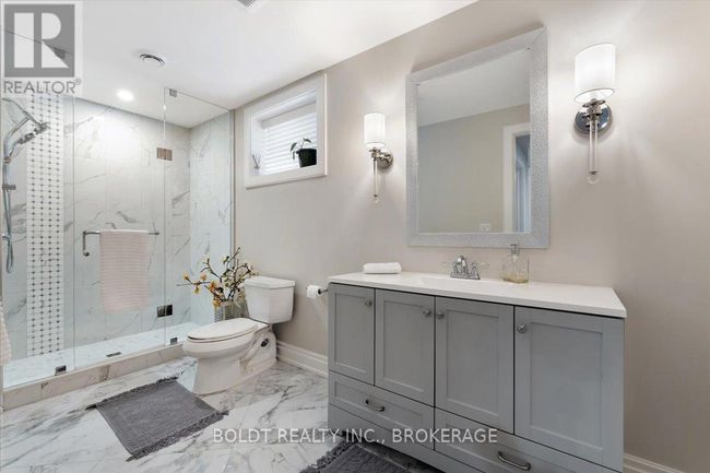 1107 Balfour St, House other with 6 bedrooms, 4 bathrooms and 6 parking in Fenwick ON | Image 33