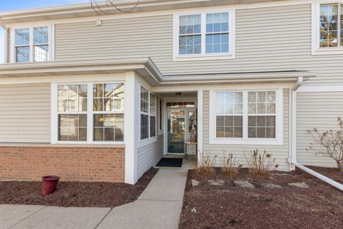 32006 Millard Cir, Warrenville, IL, 60555-3987 | Card Image
