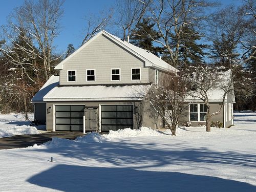 10-10 Hudson St, Hudson, MA, 01749-2752 | Card Image