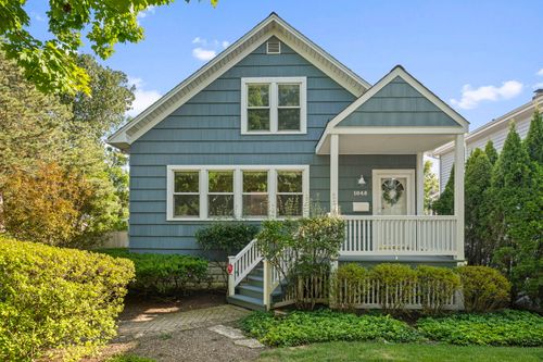 1045 Fairoaks Ave, Deerfield, IL, 60015-2938 | Card Image