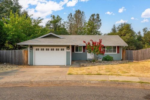 2495 Farm Hill Dr, Shasta Lake, CA, 96019-9127 | Card Image