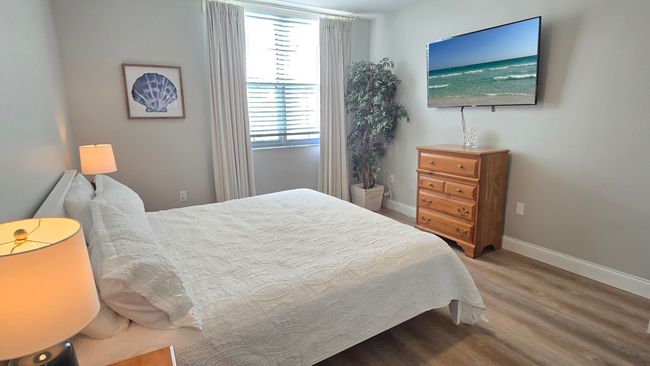 APT-521 - 630 S Sapodilla Ave, Condo with 2 bedrooms, 2 bathrooms and null parking in West Palm Beach FL | Image 19