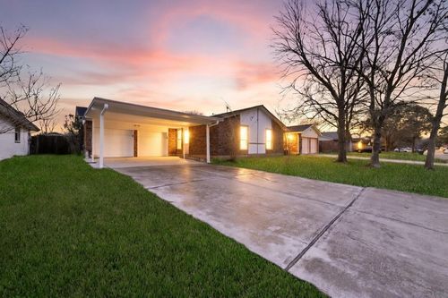 11610 Grapewood Dr, Houston, TX, 77089-5436 | Card Image