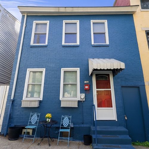 1104 James St, Pittsburgh, PA, 15212-4143 | Card Image