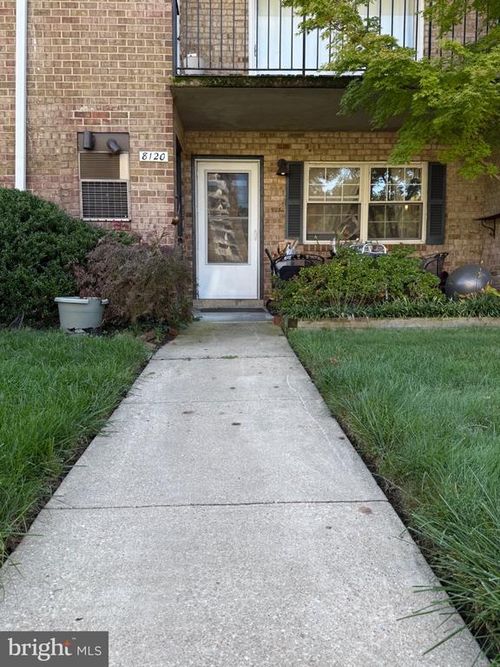 8120-8120 Lakecrest Dr, GREENBELT, MD, 20770-3318 | Card Image