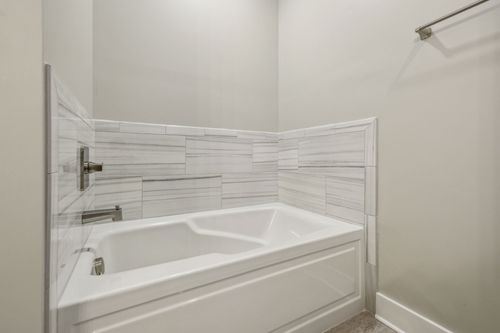 157 Crockett Hills Ln, Ashland City, TN, 37015 | Card Image