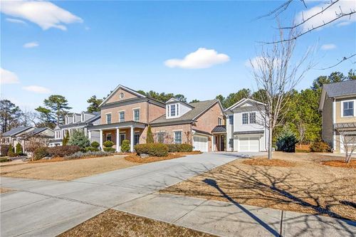 1852 Walbury Dr, Dunwoody, GA, 30338-5050 | Card Image