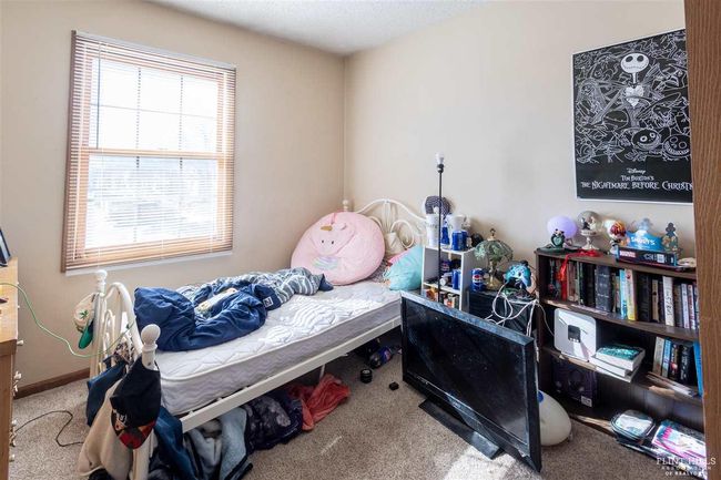 2556 Candlecrest Cir, Condo with 5 bedrooms, 3 bathrooms and null parking in Manhattan KS | Image 11