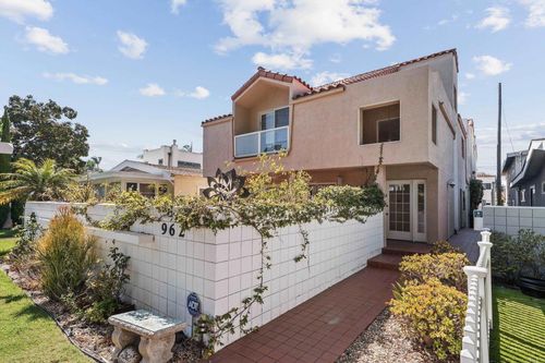 apt-a-962 E Ave, Coronado, CA, 92118-2594 | Card Image