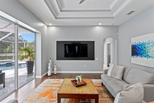 17807 Arbor Greene Dr, House other with 5 bedrooms, 3 bathrooms and null parking in TAMPA FL | Image 15