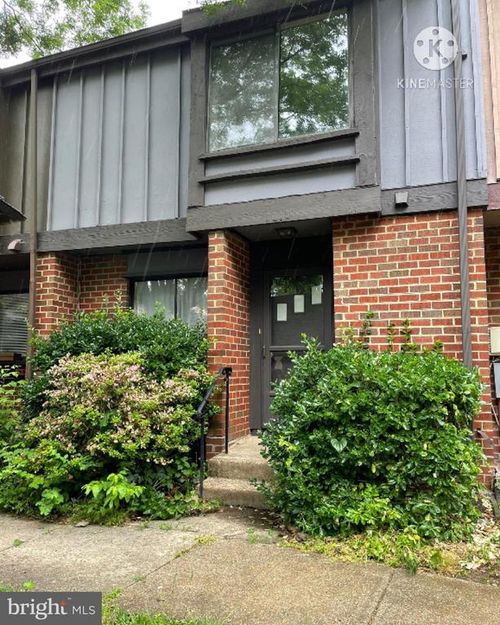 20235 Laurel Hill Way, GERMANTOWN, MD, 20874-1024 | Card Image