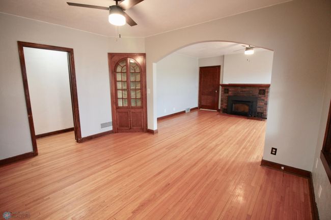 Formal dining/living area | Image 32