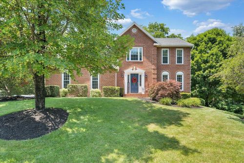 204 Apple Ln, Roanoke, VA, 24019-8340 | Card Image