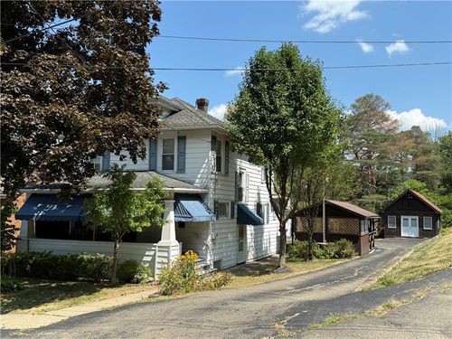 71 Oxford St, Bradford, PA, 16701-1639 | Card Image