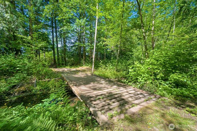 2046 E Smith Rd, House other with 3 bedrooms, 4 bathrooms and 5 parking in Bellingham WA | Image 37