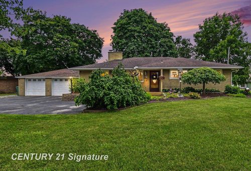 772 Midland Rd, Bay City, MI, 48706-8700 | Card Image