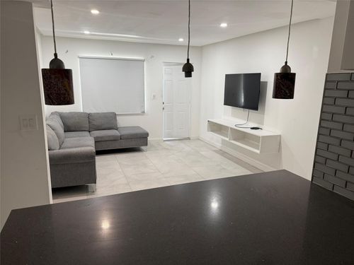 1-2201 Greene St, Hollywood, FL, 33020-1200 | Card Image