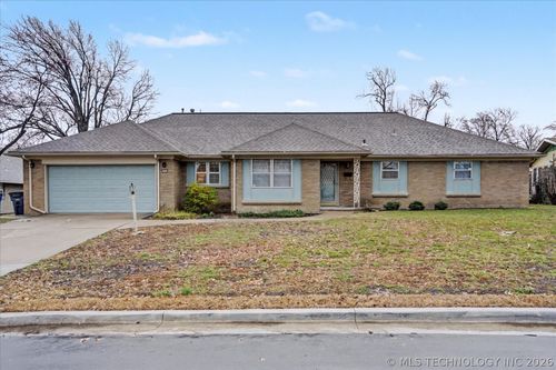 5021 Irvington Pl, Tulsa, OK, 74135-6817 | Card Image