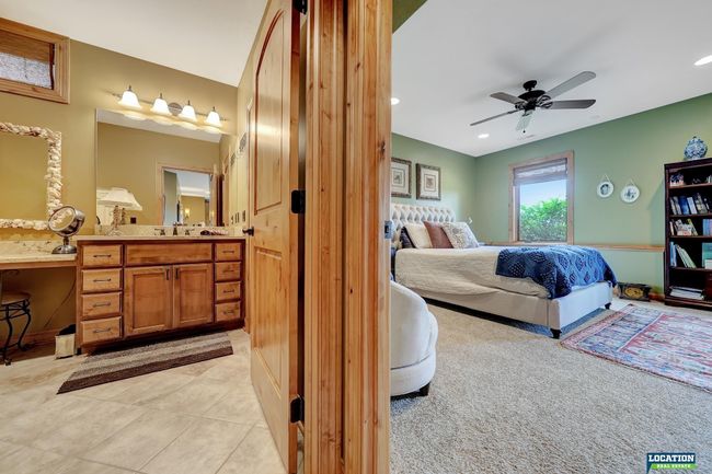 6255 Sw 58 Th St, House other with 5 bedrooms, 4 bathrooms and 3 parking in Denton NE | Image 52