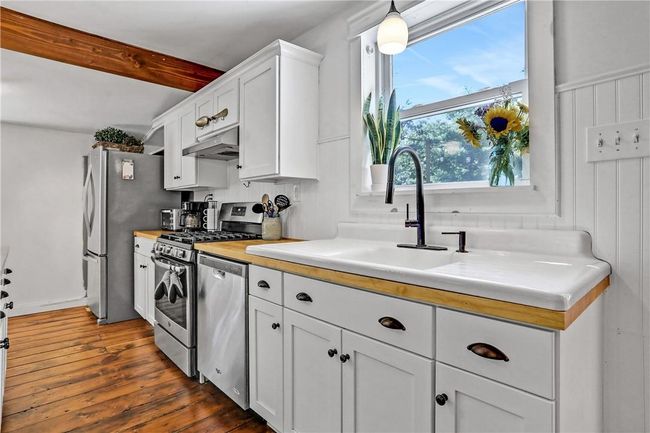 36 Pancake Hollow Rd, House other with 2 bedrooms, 2 bathrooms and 2 parking in Highland NY | Image 12