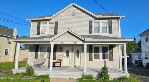 228 2nd St, BLAKELY, PA, 18447-1214 | Card Image