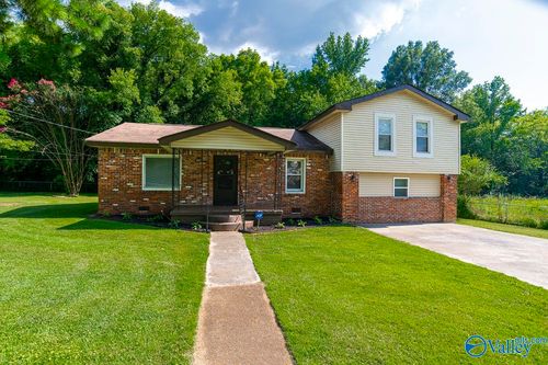 2007 Montgomery Street Sw, Decatur, AL, 35601 | Card Image