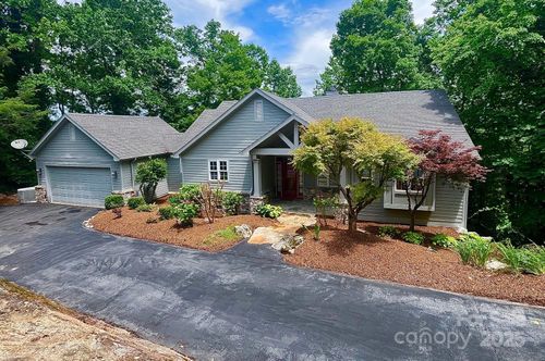 180 High Road Overlook, Hendersonville, NC, 28739-6375 | Card Image